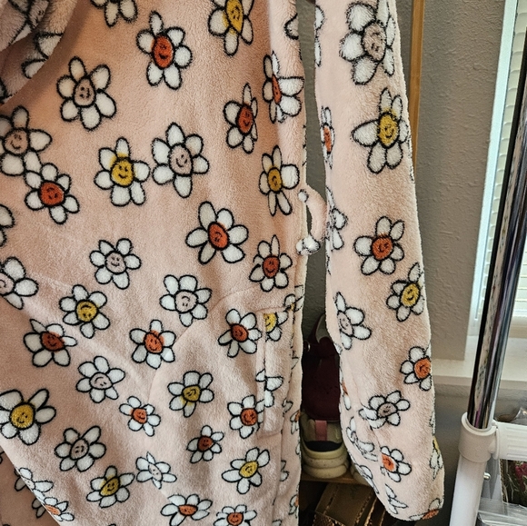 Vera Bradley Smiley Daisy Robe | S/M - Picture 2 of 5